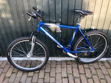 Renault fiets blauw beschikbaar voor biedingen