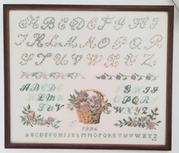 Grote merklap in eikenlijst.geborduurd beschikbaar voor biedingen