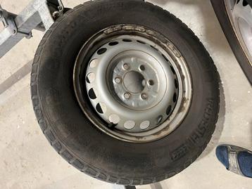 Sprinter Winterbanden 235/65R16C op 6-gaats velg beschikbaar voor biedingen