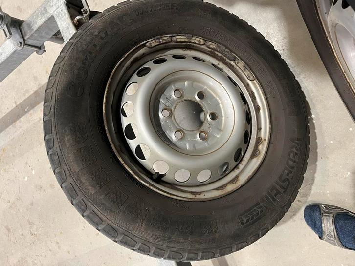 Sprinter Winterbanden 235/65R16C op 6-gaats velg, Auto-onderdelen, Banden en Velgen, Banden en Velgen, Winterbanden, 16 inch, 235 mm