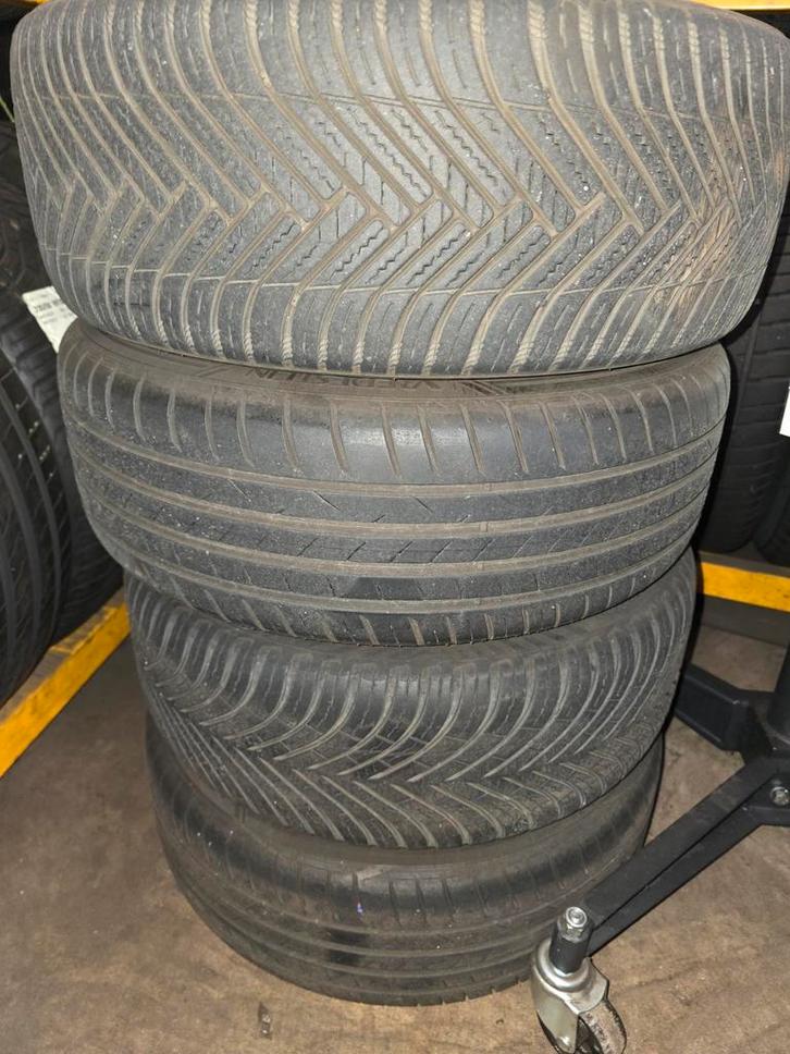 4x Gebruikte Banden 195/45 R16 - Vredestein, Auto-onderdelen, Overige Auto-onderdelen, Ophalen