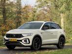 Volkswagen T-Roc 1.5 TSI R-Line Edition, Stof, 4 cilinders, 150 pk, Wit