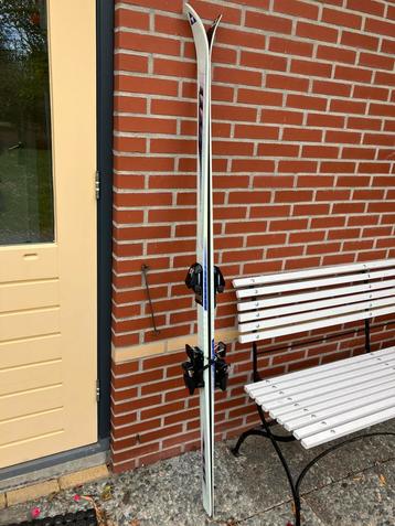 paar  nog goede fischer ski''s beschikbaar voor biedingen