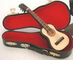 Miniatuur akoestische gitaar+ koffer 15cm, spaans of western, Muziek en Instrumenten, Niet ingevuld, Niet ingevuld, Nieuw, Ophalen of Verzenden