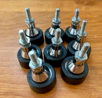 Soundcare spikes m6 beschikbaar voor biedingen