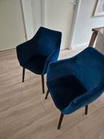2 Fluwelen Wehkamp stoelen - blauw velvet, Huis en Inrichting, Stoelen, Ophalen, Zo goed als nieuw, Blauw, Twee