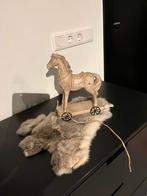 Landelijk paardje met vachtje, Ophalen of Verzenden, Zo goed als nieuw