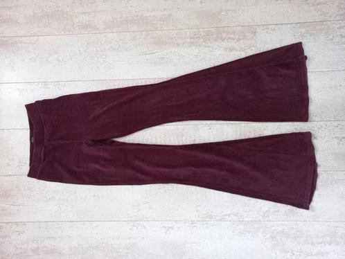 Gratis meisjeskleding/dameskleding, Kleding | Dames, Overige Dameskleding, Gedragen, Ophalen