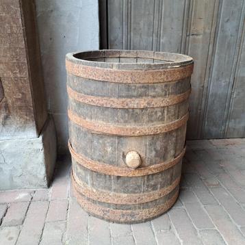 Stoer oud brocante houten vat ton hoogte 50cm *Etage3* 
