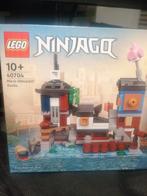 Lego Ninjago 40704 Micro Ninjago Docks -NIEUW en ONGEOPEND-, Ophalen of Verzenden, Nieuw, Complete set, Lego