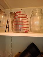 Vaas met rode spiraal opliggend, Huis en Inrichting, Woonaccessoires | Vazen, Ophalen of Verzenden, Minder dan 50 cm, Rood, Glas