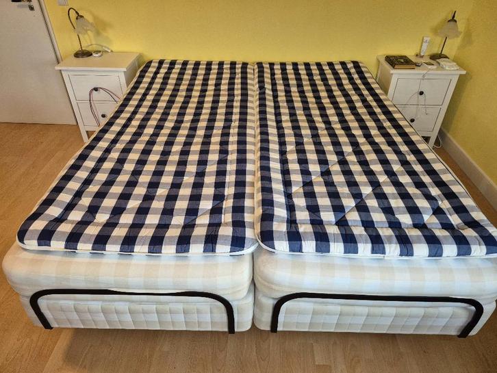 MOET ZSM WEG: Hastens bed elektrisch verstelbaar 180x220, Huis en Inrichting, Slaapkamer | Bedden, Gebruikt, Tweepersoons, 180 cm
