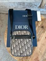 Dior Man Bag, Sieraden, Tassen en Uiterlijk, Tassen | Schoudertassen, Overige merken, Grijs, Ophalen of Verzenden, Zo goed als nieuw