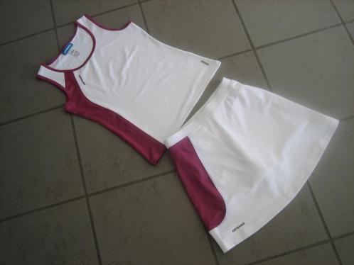 Nieuwe, zeer mooie witte sportcombinatie ARTENGO XS snazzeys, Kleding | Dames, Sportkleding, Nieuw, Overige typen, Maat 34 (XS) of kleiner
