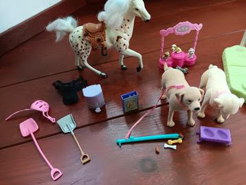 Barbie paard + honden  beschikbaar voor biedingen