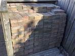 650 Betonklinkers, gratis. 21x10,5 cm en 6 cm dik., Ophalen, Gebruikt, Overige materialen