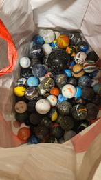 Grote verzameling knikkers, Ophalen