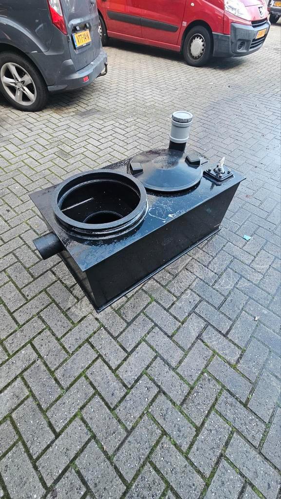 Zink Afvoerput met Deksel vetputten met deksel, Doe-het-zelf en Verbouw, Buizen en Afvoer, Gebruikt, Afvoer, Zink, Minder dan 2 meter