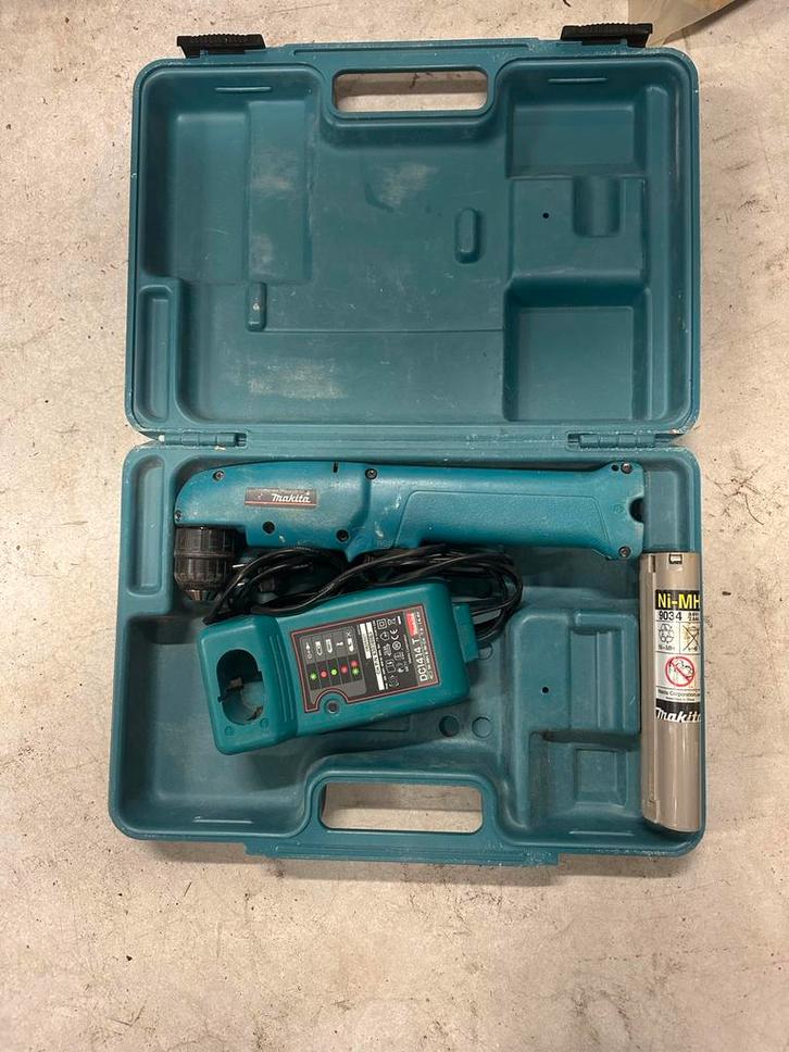 Makita haakse schroef tol en Oplader, Doe-het-zelf en Verbouw, Gereedschap | Boormachines, Gebruikt, Boormachine, Minder dan 400 watt