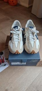 New Balance 327 - Maat 39 - Als Nieuw!, Kleding | Dames, Schoenen, Beige, New Balance, Ophalen of Verzenden, Sneakers of Gympen