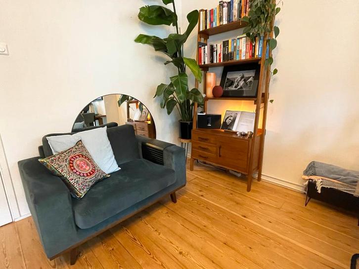 Groene Love Seat / Fauteuil - Zo Goed Als Nieuw, Huis en Inrichting, Fauteuils, Zo goed als nieuw, Stof, 75 tot 100 cm, Ophalen