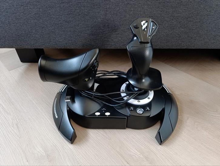 Thrustmaster T flight hotas one, Computers en Software, Joysticks, Zo goed als nieuw, Ophalen