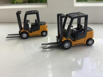 2x vorkheftruck Jungheinrich miniatuur auto schaalmodel beschikbaar voor biedingen