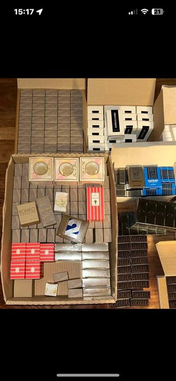 Grote partij parfum miniaturen ~ uit voorraad drogisterij beschikbaar voor biedingen