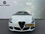 Alfa Romeo Giulietta 1.7 TBi Quadrifoglio Verde 19 inch Leer, Gebruikt, 4 cilinders, Lichtsensor, Wit