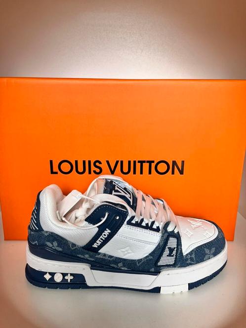 Louis Vuitton sneakers, Kleding | Dames, Schoenen, Nieuw, Sneakers of Gympen, Ophalen of Verzenden