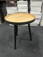 Leuke bijzettafel combinatie van zwart en hout, Minder dan 55 cm, Rond, Zo goed als nieuw, Ophalen