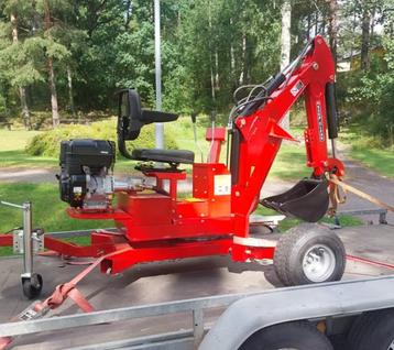 SEMIPROFESSIONELE KLEINE GRAAFMACHINE, 360 GRADEN DRAAI beschikbaar voor biedingen