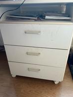 Witte commode op wielen, Ophalen, Gebruikt, Met lade(s), 25 tot 50 cm