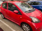 Toyota Aygo 1.0 12V Vvt-i 5DRS 2007 Rood, Auto's, Voorwielaandrijving, 4 stoelen, 68 pk, Origineel Nederlands