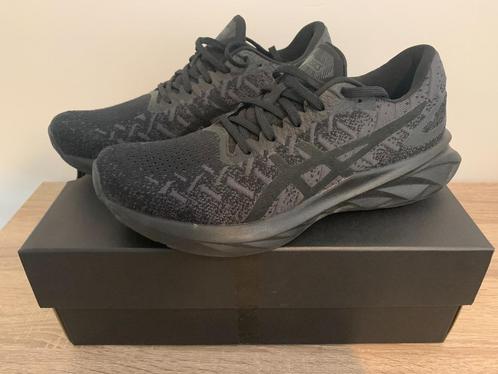 Asics Dynablast - Maat 42,5, Kleding | Heren, Schoenen, Nieuw, Sneakers of Gympen, Zwart, Ophalen of Verzenden