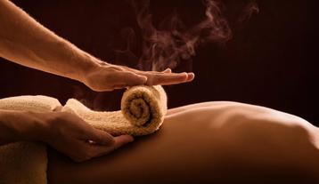 Hot oil massage voor vrouwen/stellen aan huis beschikbaar voor biedingen