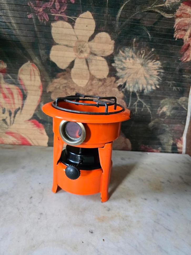 Oranje emaille eenpits petroleumstel, Antiek en Kunst, Antiek | Emaille, Ophalen of Verzenden