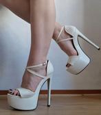 Plateau hakken wit 39, Kleding | Dames, Schoenen, Ophalen of Verzenden, Gedragen, Wit