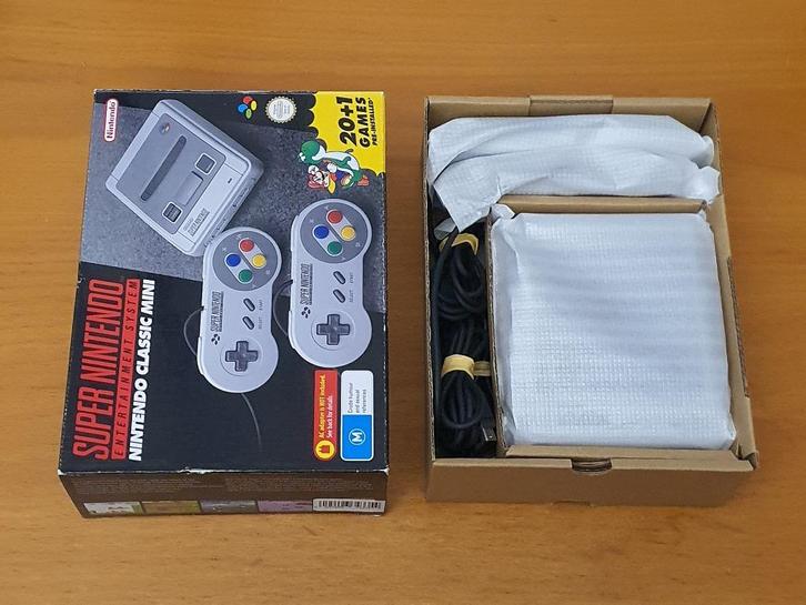 COMPLEET | Super Nintendo SNES mini / Zo Goed Als Nieuw, Spelcomputers en Games, Spelcomputers | Nintendo Super NES, Zo goed als nieuw