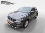 Volkswagen T-Roc 1.0 TSI Style, Voorwielaandrijving, Stof, Gebruikt, Euro 6