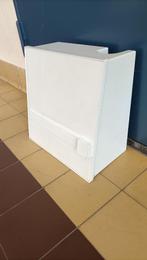 Retro wit badkamerkastje vintage kastje medicijnkastje, Verzamelen, Ophalen of Verzenden, Huis en Inrichting