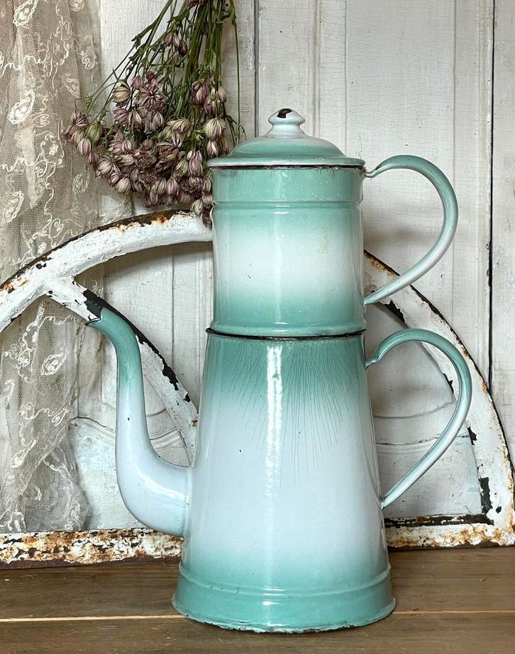 Emaille oude Franse koffiepot wit met mint groen, Antiek en Kunst, Antiek | Emaille, Ophalen of Verzenden