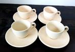 4 vintage espressokopjes, roomwit, Ophalen of Verzenden, Zo goed als nieuw, Overige stijlen, Kop(pen) en/of Schotel(s)