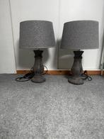 2 Lampen met stenenvoet en stoffen kap, Huis en Inrichting, Lampen | Tafellampen, Ophalen, Overige materialen, 50 tot 75 cm, Landelijk