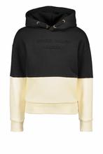 Nieuwe hoodie maat 128 Madison (nu voor €15,00), Kinderen en Baby's, Kinderkleding | Maat 128, Meisje, Trui of Vest, Ophalen of Verzenden