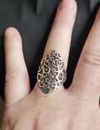 Maat 18 - Prachtige zilveren (925) ovale OPENGEWERKTE ring, Ophalen, 18 tot 19, Nieuw, Dame