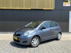 Toyota Yaris 1.0 VVTi Acces|Elektr ram|Lage-km|NAP|5-deurs, Auto's, Toyota, Voorwielaandrijving, Gebruikt, 750 kg, Blauw