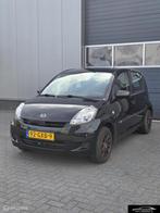 Daihatsu Sirion 2 1.0-12V Premium, Auto's, Voorwielaandrijving, Gebruikt, 750 kg, Elektrische ramen