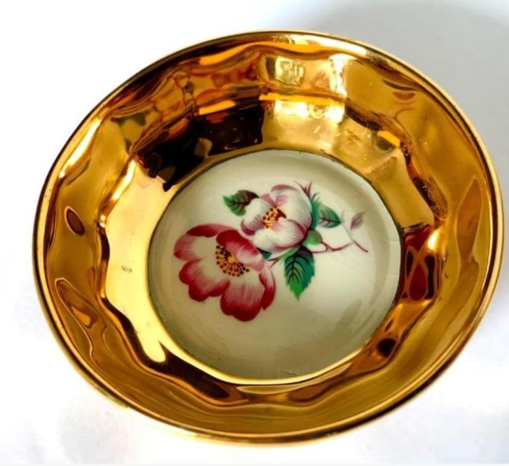 Vintage Prinknash England schaal blad goud gesigneerd, Antiek en Kunst, Antiek | Porselein, Verzenden