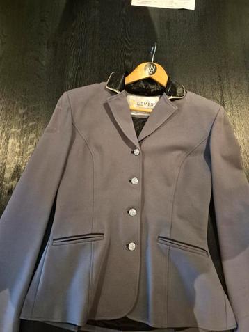  mooie juuls, pikeur en levise (navy &tan) wedstrijdjasjes beschikbaar voor biedingen